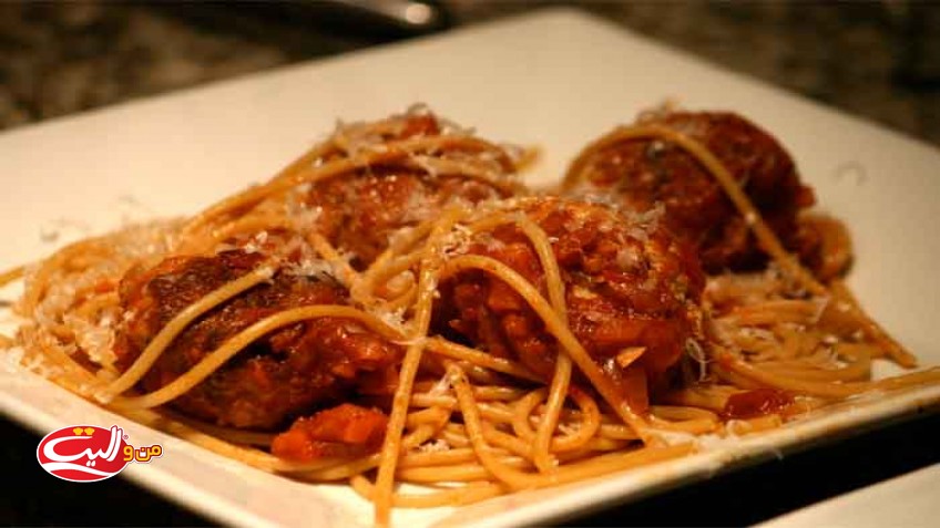 اسپاگتی با کوفته‌های گوشتی